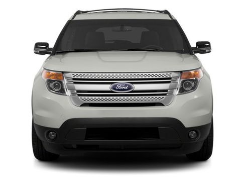 Used 2014 Ford Explorer XLT image 4