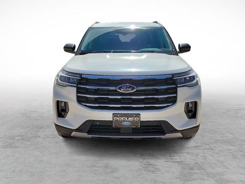 New 2026 Ford Explorer Active w/ Active Comfort Package image 3