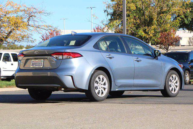 Certified 2020 Toyota Corolla LE FWD image 5