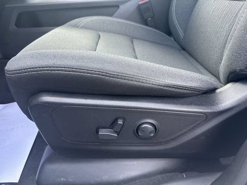 Used 2022 RAM 1500 Big Horn AWD/4WD image 16