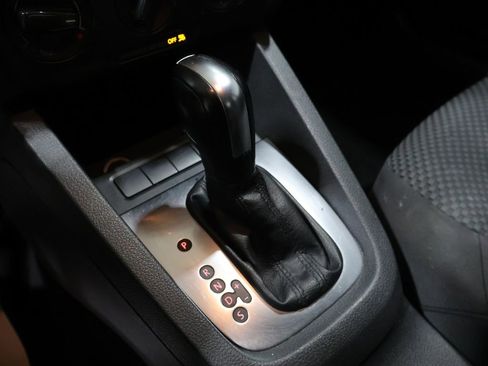 Used 2013 Volkswagen Jetta S image 24