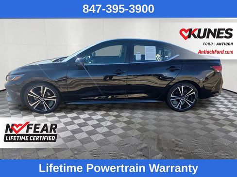 Used 2023 Nissan Sentra SR w/ SR Premium Package image 4