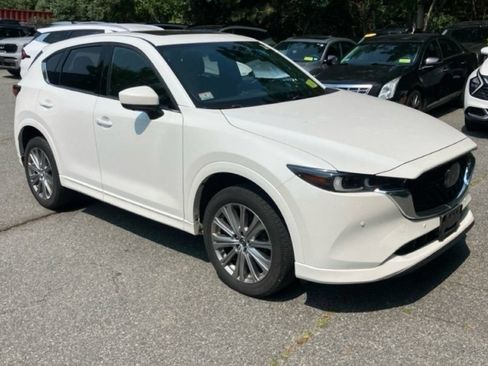 Used 2022 MAZDA CX-5 Signature AWD/4WD image 3