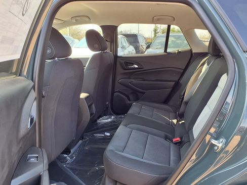 New 2026 Chevrolet Trax LS w/ LS Convenience Package FWD image 9