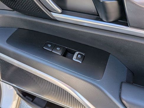 Used 2025 Kia Telluride S AWD/4WD image 36