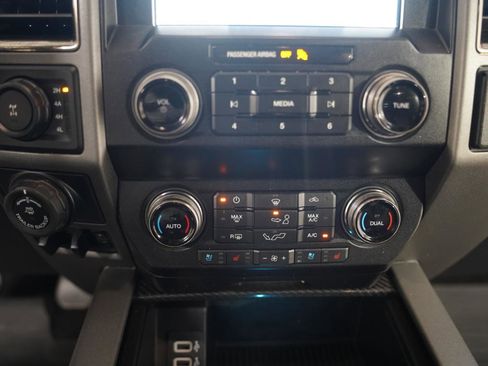 Used 2020 Ford F150 Raptor w/ Equipment Group 802A Luxury image 20