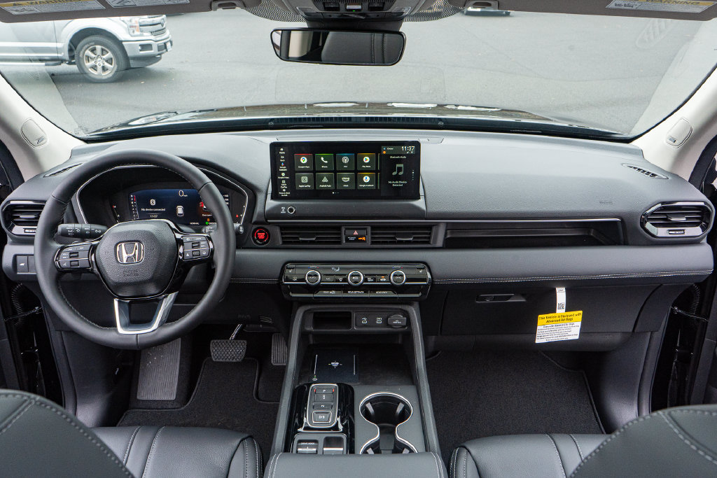 New 2026 Honda Pilot Touring image 19