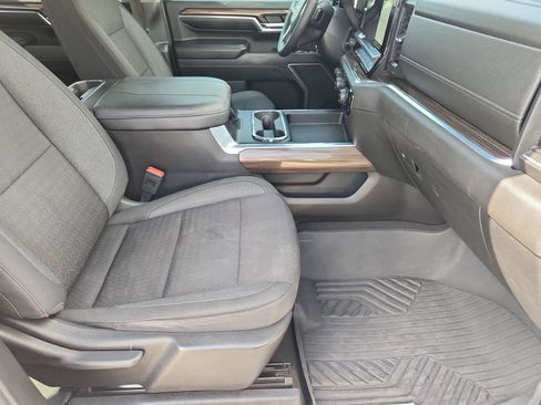 Used 2024 Chevrolet Silverado 2500 LT AWD/4WD image 26