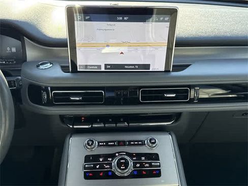 Used 2020 Lincoln Aviator Reserve w/ Equipment Group 202A image 17