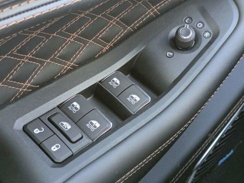 New 2026 Jeep Grand Cherokee L Summit w/ Advanced Protech Group IV AWD/4WD image 26