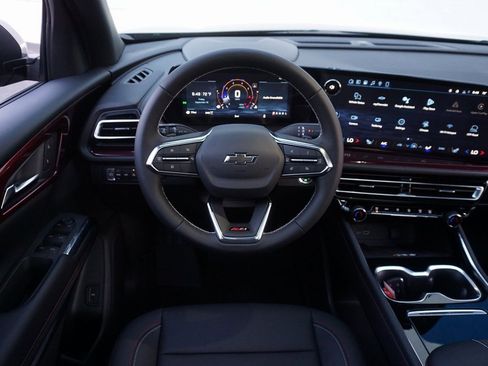 New 2026 Chevrolet Traverse Z71 w/ Driver Confidence Package image 14