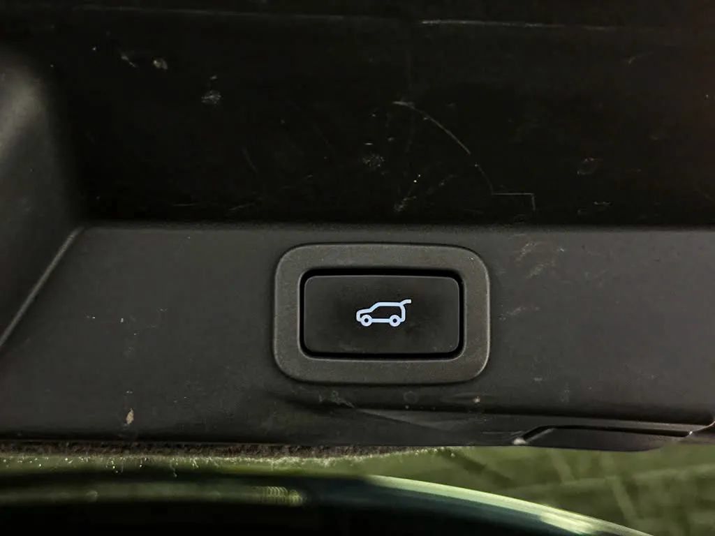 Used 2019 Land Rover Range Rover Sport Supercharged AWD/4WD image 22