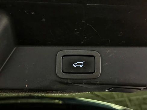 Used 2019 Land Rover Range Rover Sport Supercharged AWD/4WD image 22