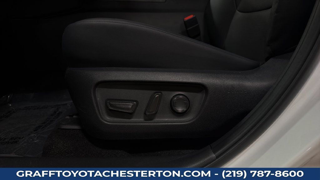 Used 2026 Toyota RAV4 XLE Premium FWD image 15