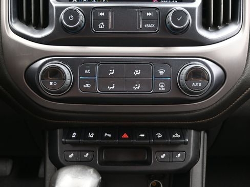 Used 2022 GMC Canyon AT4 w/ Driver Alert Package AWD/4WD image 36