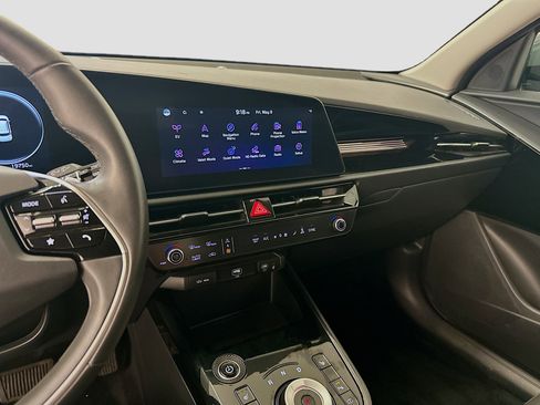 Used 2024 Kia Niro Wind FWD image 26