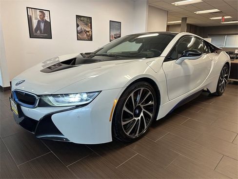 Used 2016 BMW i8 image 9