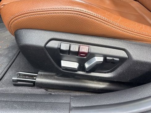 Used 2017 BMW 330i Sedan RWD image 26
