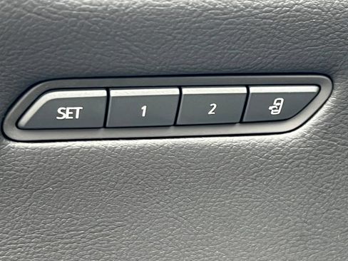 Certified 2024 Cadillac XT5 Premium Luxury AWD/4WD image 17