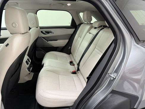 Used 2018 Land Rover Range Rover Velar R-Dynamic SE image 51