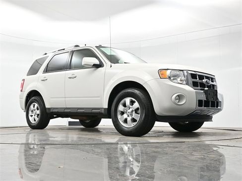 Used 2011 Ford Escape Limited w/ 302A Rapid Spec Order Code image 25