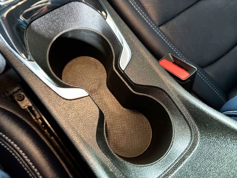 Used 2023 Chevrolet Bolt EUV LT w/ Convenience Package image 15