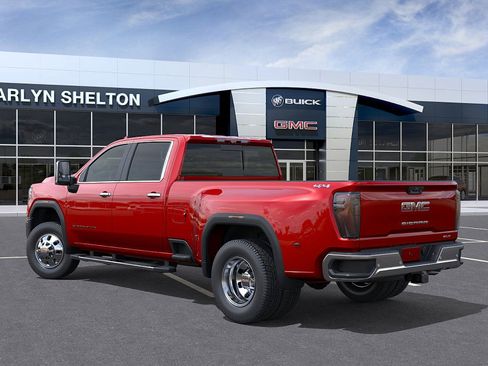 New 2026 GMC Sierra 3500 SLT image 3