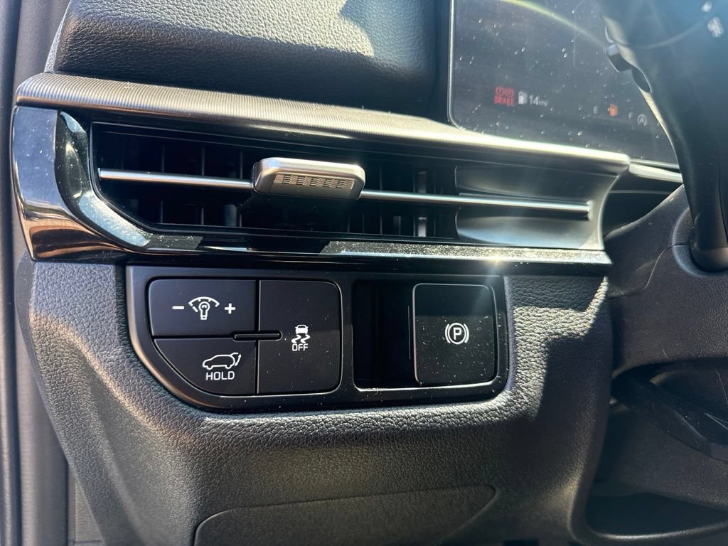 Used 2026 Kia Sportage SX AWD/4WD image 12
