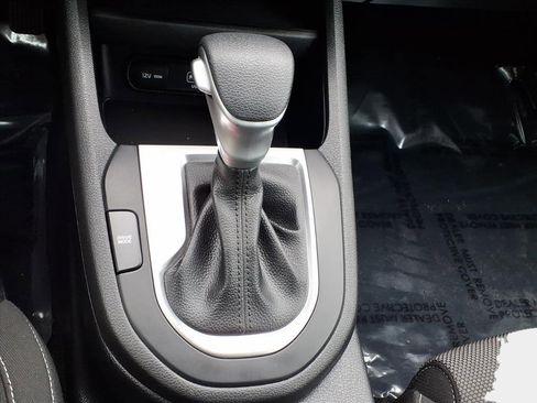 Used 2023 Kia Forte LXS w/ LXS Technology Package image 17