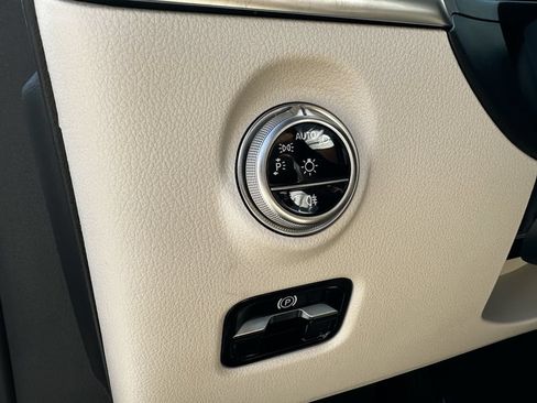 Certified 2025 Mercedes-Benz C 300 Sedan image 34