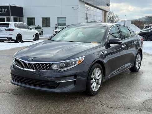 Used 2017 Kia Optima EX w/ Premium Package image 7