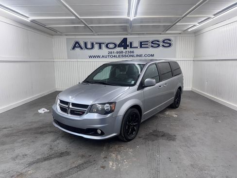 Used 2019 Dodge Grand Caravan GT image 1