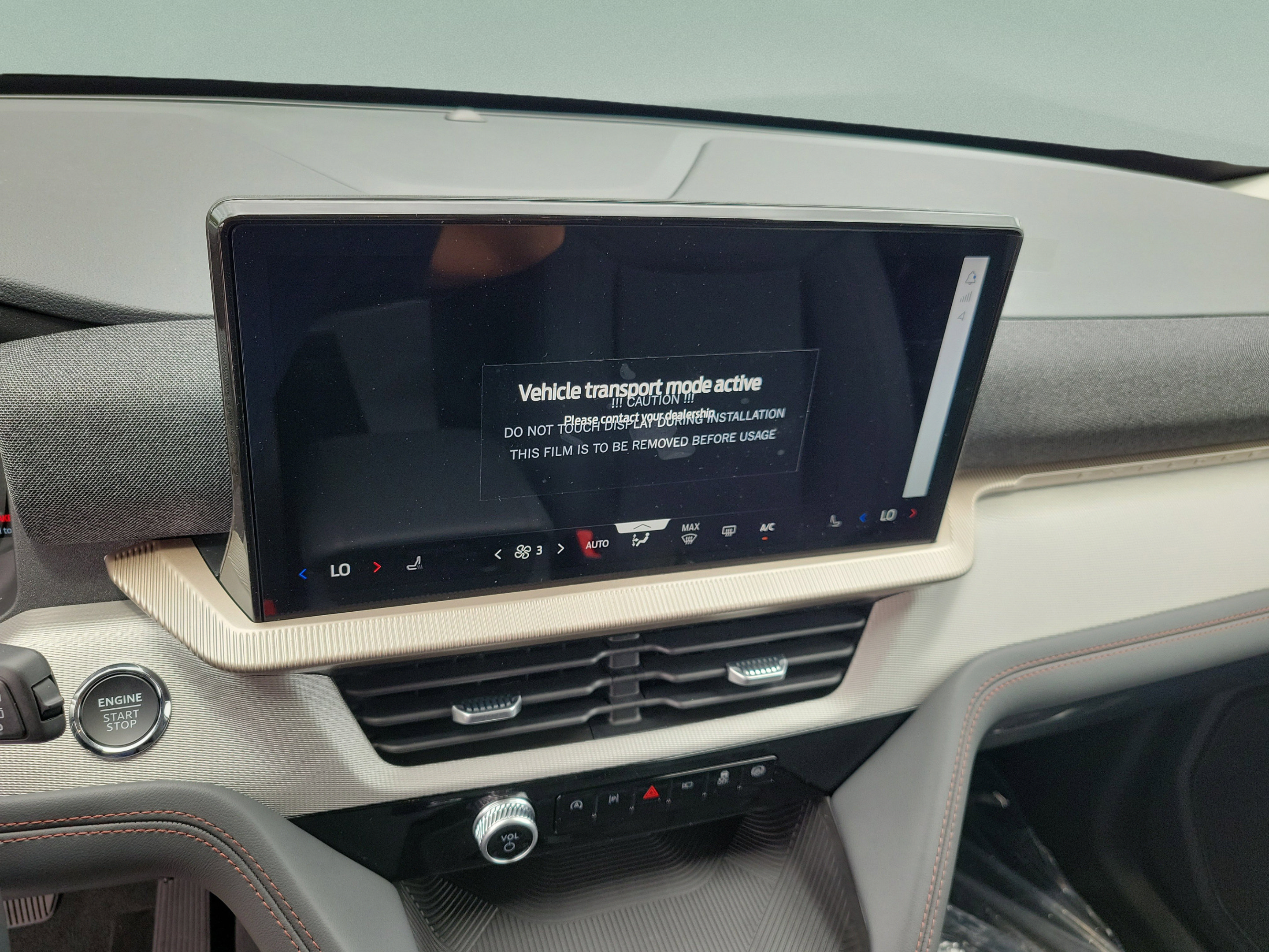 New 2026 Ford Explorer Active RWD image 24