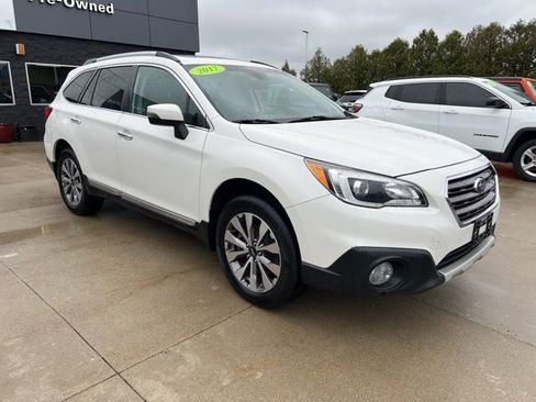 Used 2017 Subaru Outback 2.5i Touring w/ Popular Package #5A AWD/4WD image 1