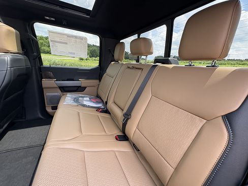 New 2026 Ford F250 Lariat w/ Lariat Ultimate Package AWD/4WD image 19