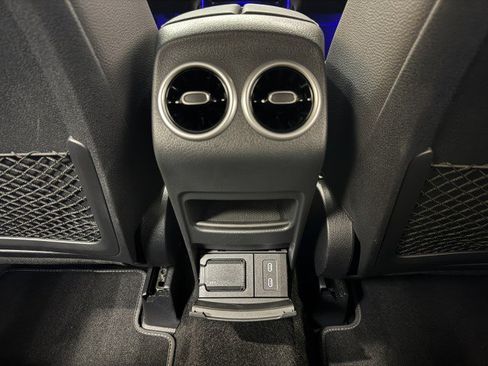 Certified 2025 Mercedes-Benz GLB 250 image 15