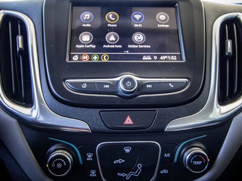 Used 2019 Chevrolet Equinox LS image 4