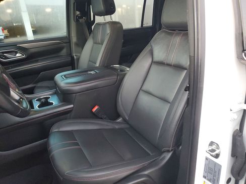 Used 2022 Chevrolet Suburban RST w/ Luxury Package image 69