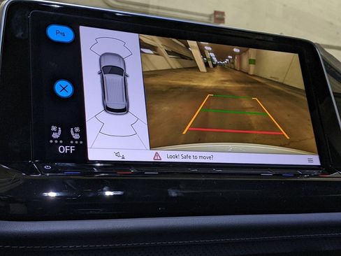 New 2026 Volkswagen Atlas Cross Sport SE image 16