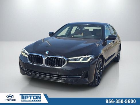 Used 2023 BMW 530i w/ Convenience Package image 1