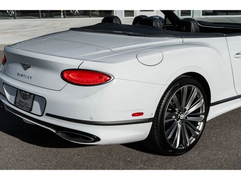 Used 2024 Bentley Continental GT Speed image 13
