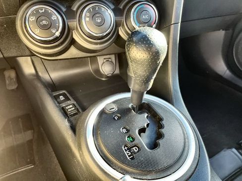 Used 2014 Scion tC FWD image 23
