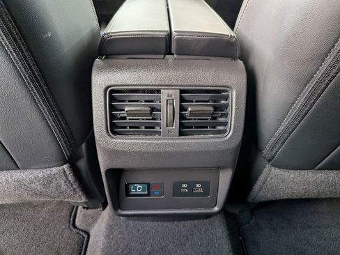 Used 2023 Nissan Rogue SL w/ SL Premium Package FWD image 36