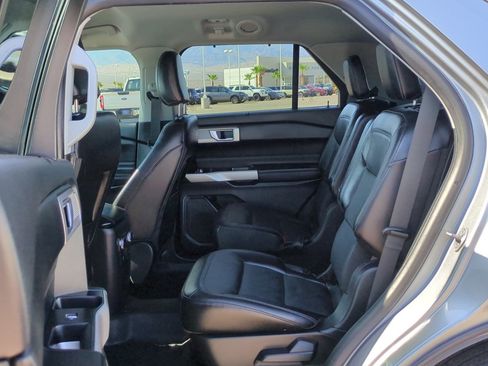 Used 2023 Ford Explorer Limited RWD image 26