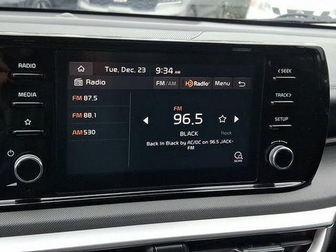 Used 2022 Kia K5 LXS image 18