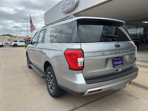 Used 2024 Ford Expedition Max XLT AWD/4WD image 6