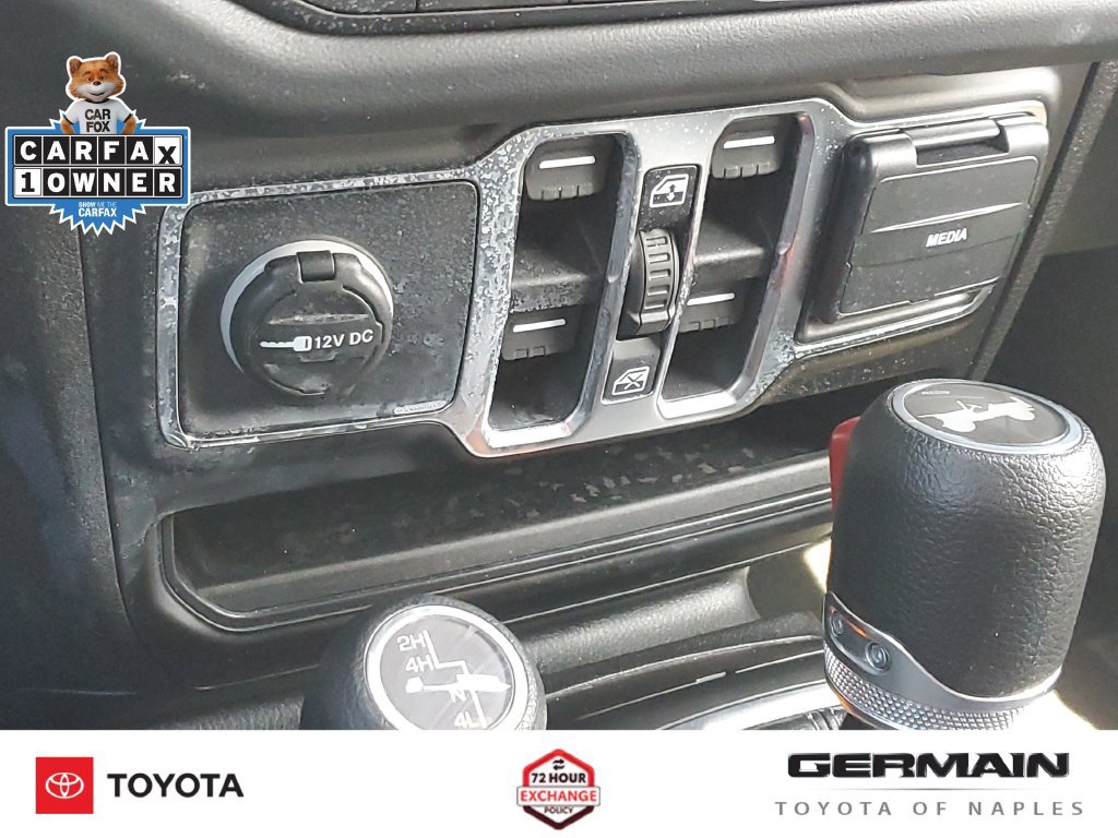 Used 2026 Jeep Wrangler Unlimited Sahara AWD/4WD image 33