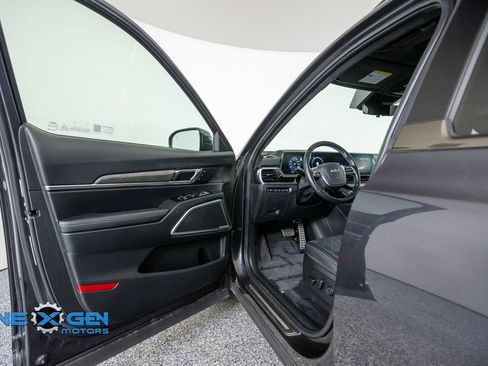 Used 2025 Kia Telluride SX Prestige X-Line AWD/4WD image 9