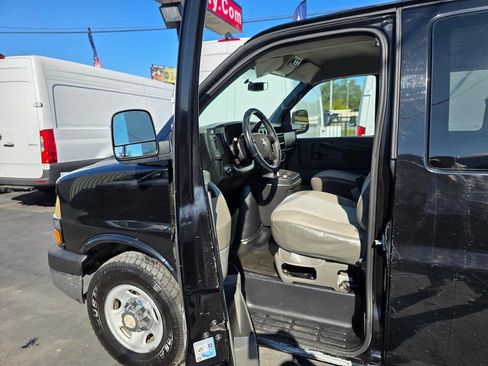 Used 2013 Chevrolet Express 3500 LT w/ LT Preferred Equipment Group image 8