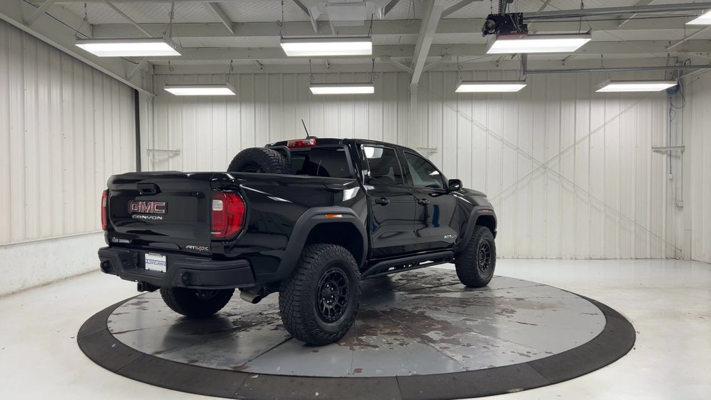 Used 2024 GMC Canyon AT4X w/ AT4X AEV Edition AWD/4WD image 8